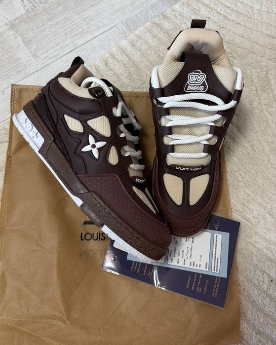 Adidasi barbati LV Marime 40