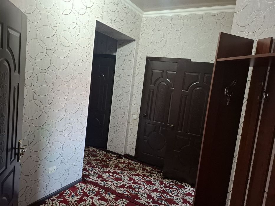 Сдаётся 3-комнатная квартира в Нукусе, рядом с музеем Савицкого