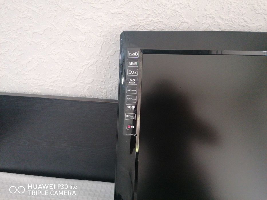 Телевизор LG 37LT767