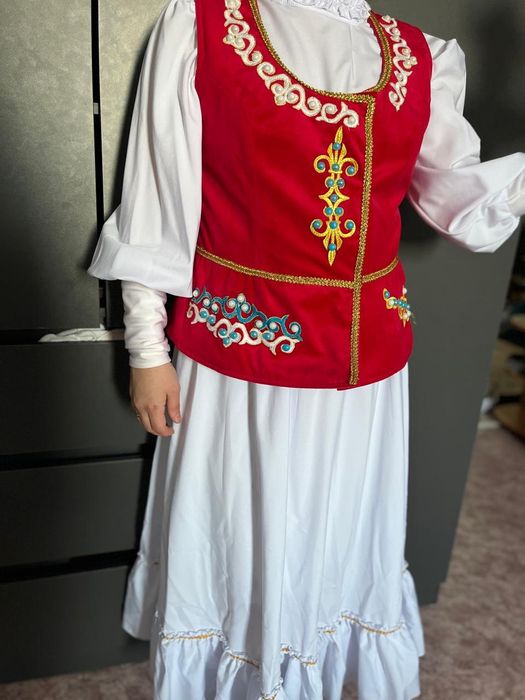 Продам национальный костюм