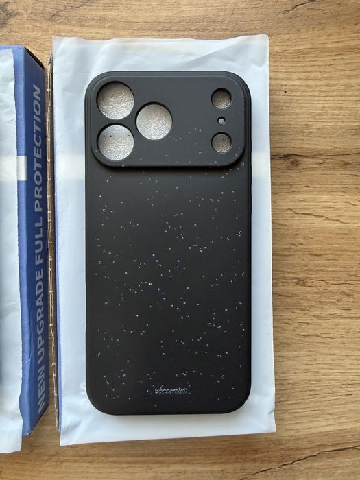 Калъфи за Iphone 17 pro max/15pro max