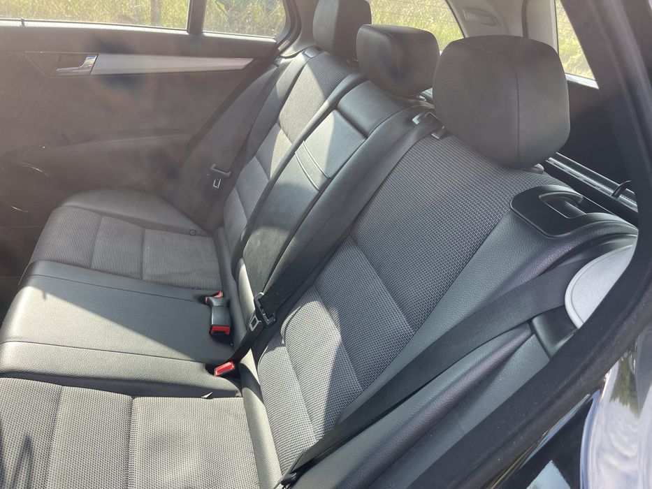 Салон за Mercedes w204 комби