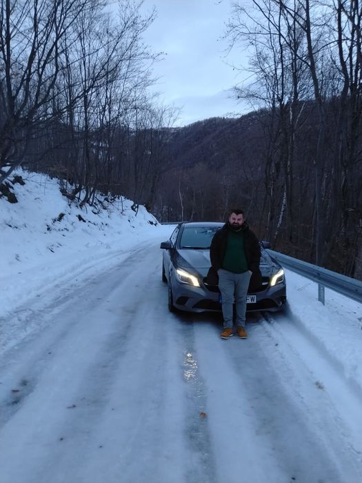 Transport persoane intern și internațional