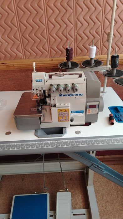 Аверлок тикув машинкаси сотилади