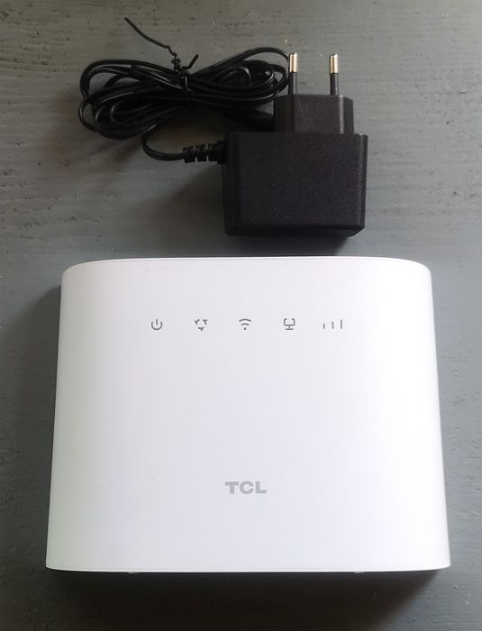 Router modem wifi cu cartela sim 4G Alcatel HH132V1 la cutie