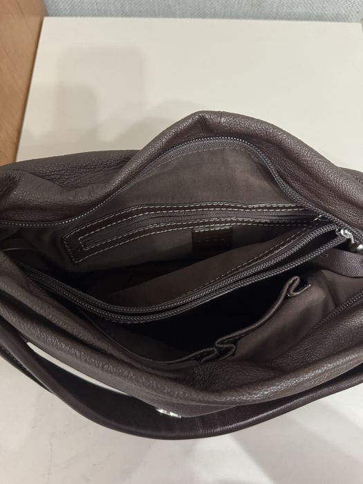 Сумку женскую кожаную ecco продам