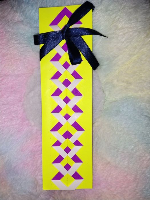 Книгоразделител „Сръчни ръчички”