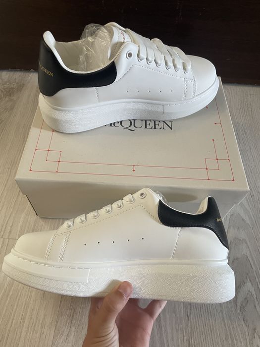 Alexander McQUEEN