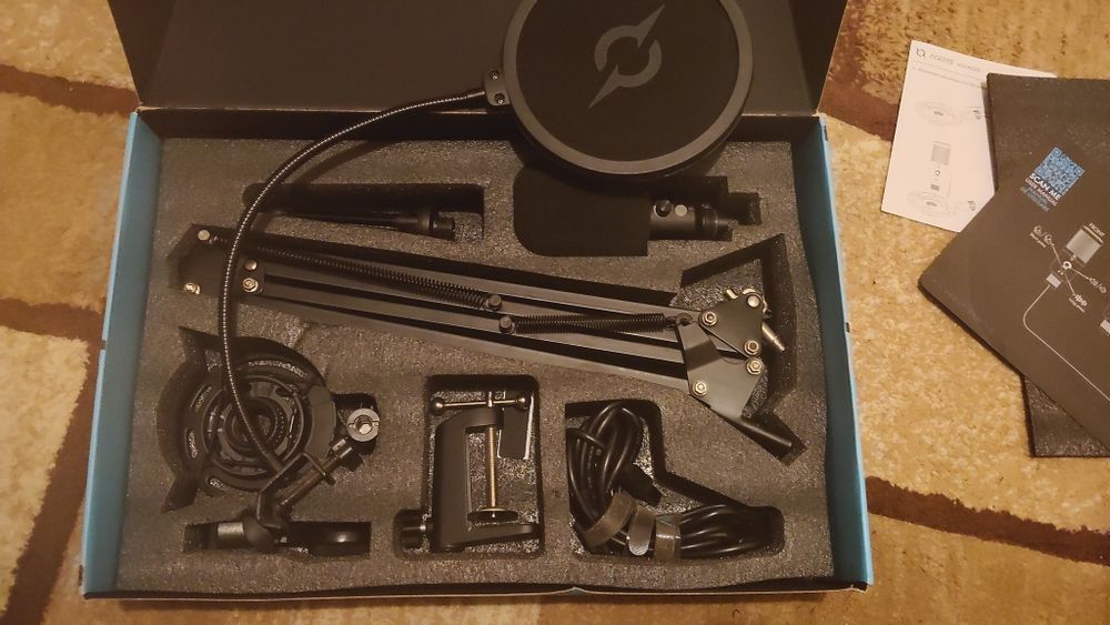 Microfon aquirys Voyager