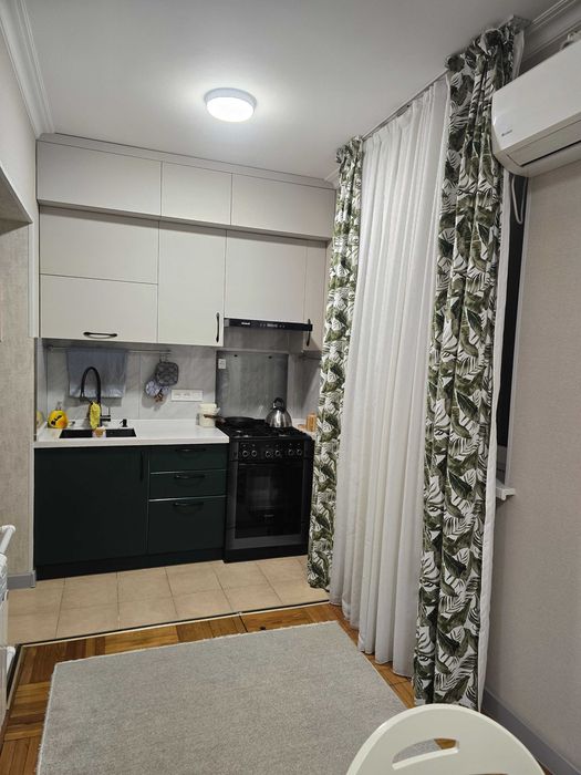 3х комн, Бий, 171 школа, макро, 2ой дом от дороги