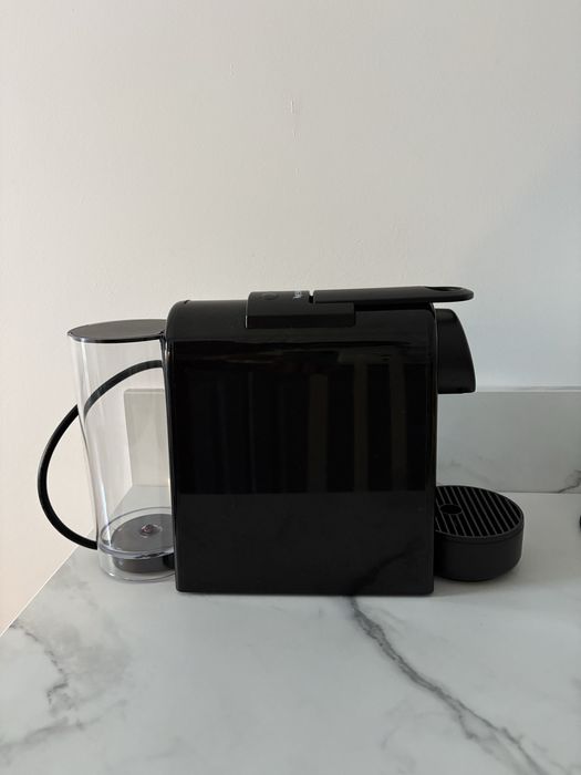 Aparat cafea Nespresso De’Longhi