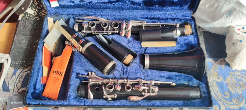 Продавам кларинет Зелнер