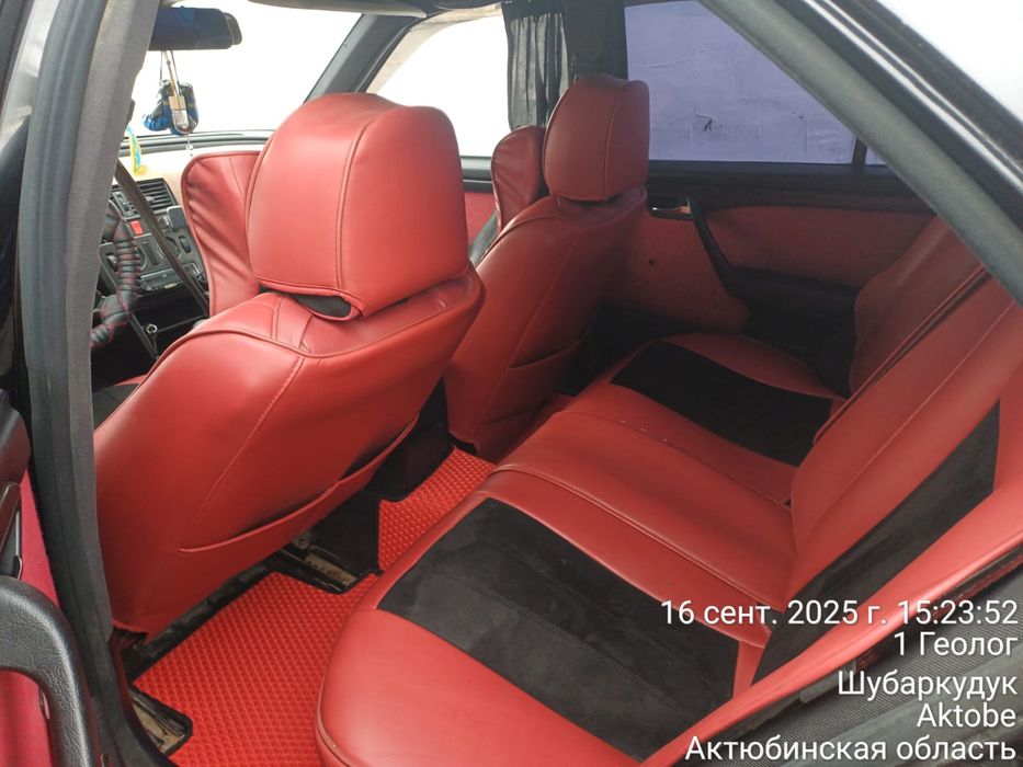 Продам машину мерс