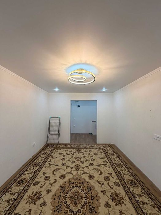 продам 2 комнатную квартиру