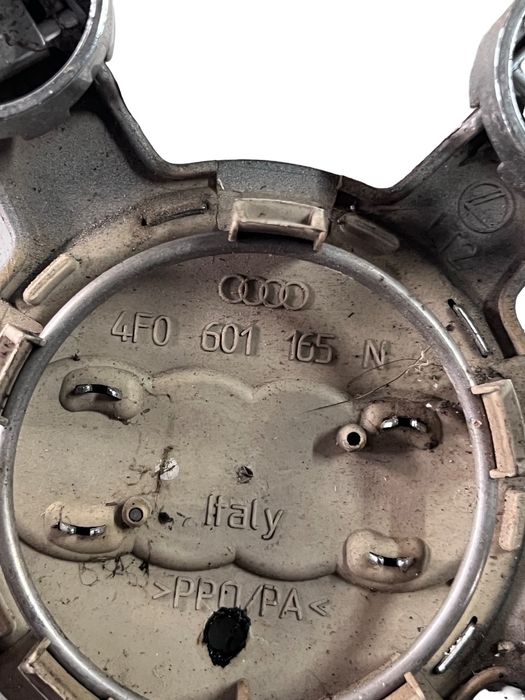 Capace Roti Centrale Audi A5/S5 8T3 2007 - 2017 4F0601165N