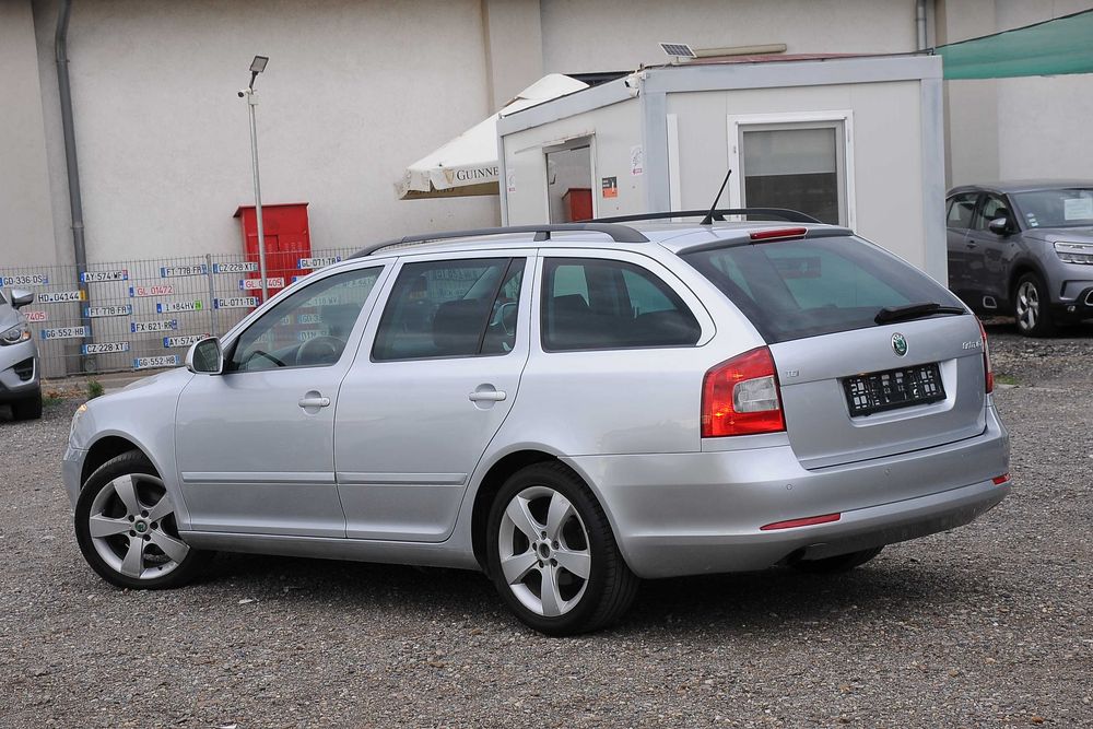 SKODA Octavia 2012 — imagine 4