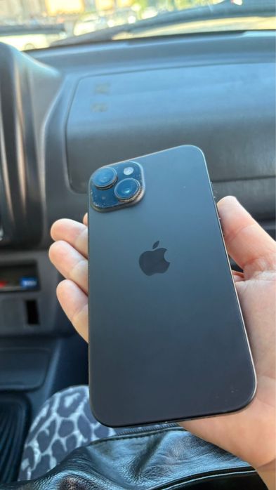 Продам Iphone 15