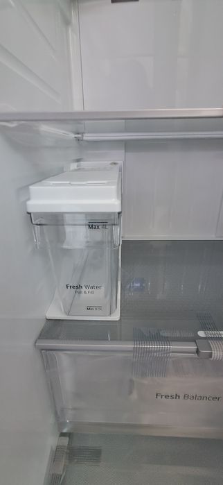 Frigider side by side LG instaview 635l import Garanție AEG60