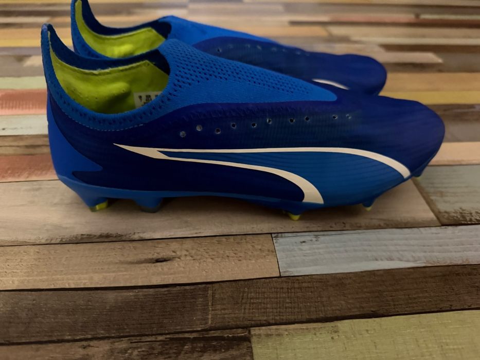 Ghete fotbal puma ultra ultimate 40,5