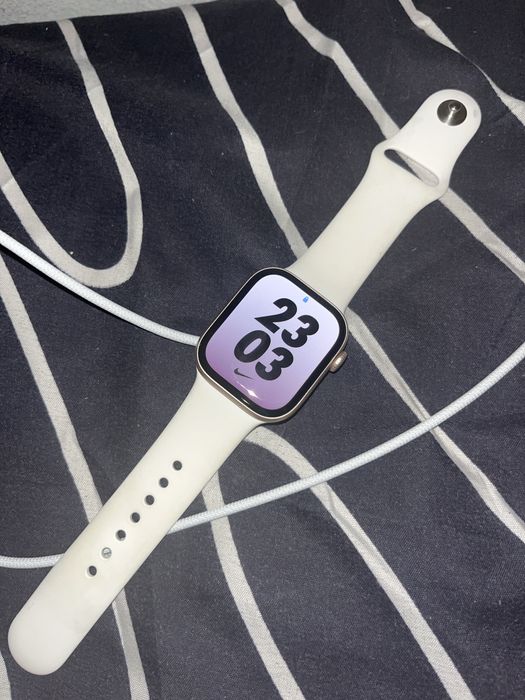 Apple Watch Series 11 GPS 42mm Rose Gold