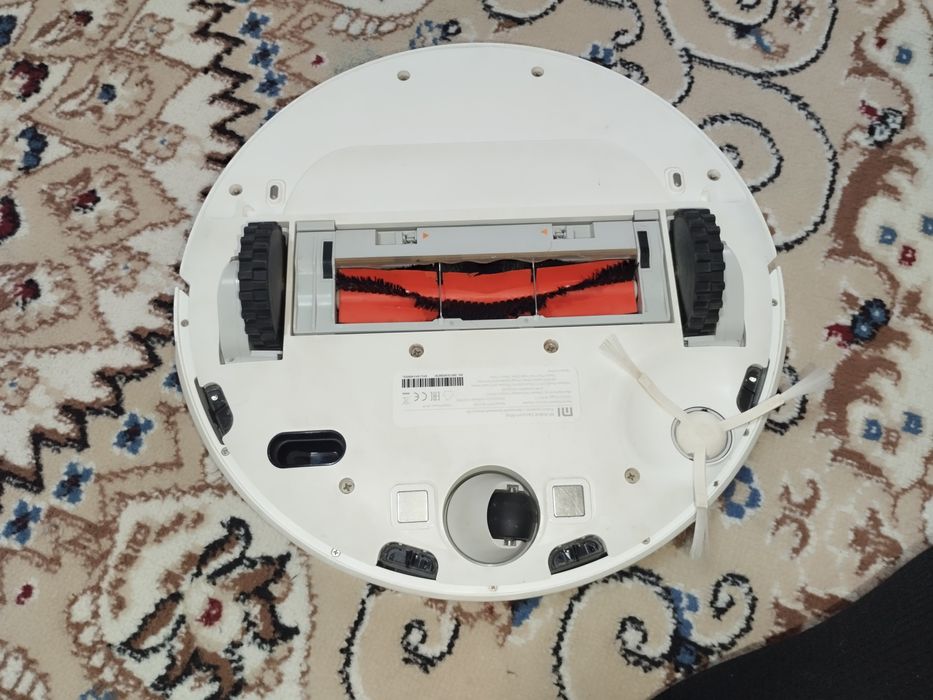 Робот-пылесос Mi
