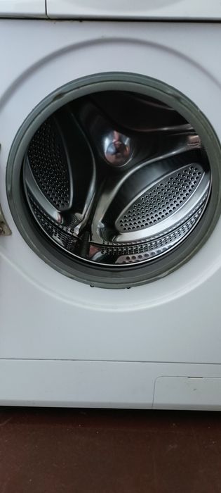 Продам стиральную машину