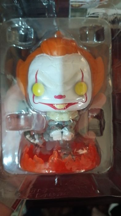 Продается фигурка funko pop пеннивайза