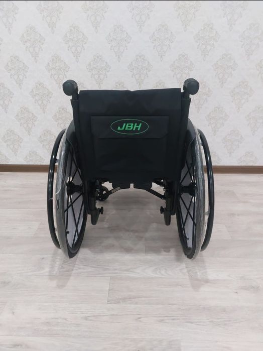 Продам коляску активную