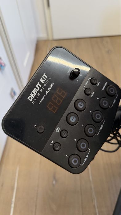 Tobe electronice Alesis Debut Kit