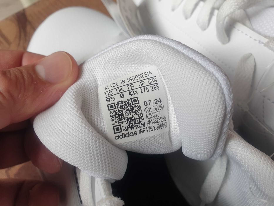 Adidas Сникърси Urban Court