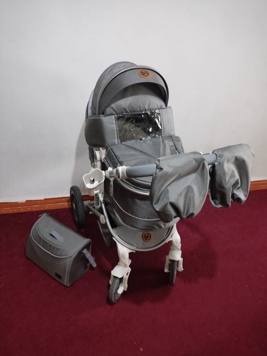 Коляска для новорожденных