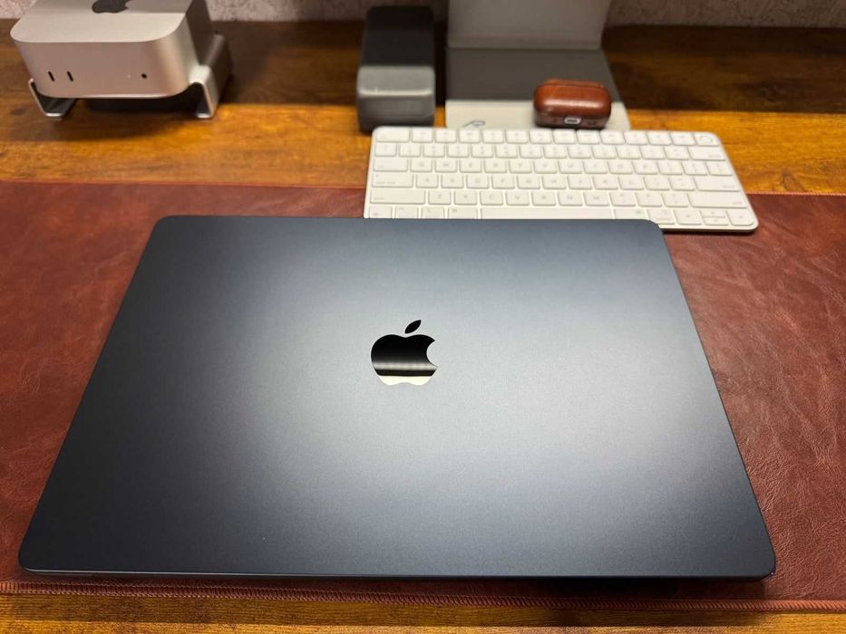 macbook air 15 m4 16/256 продам