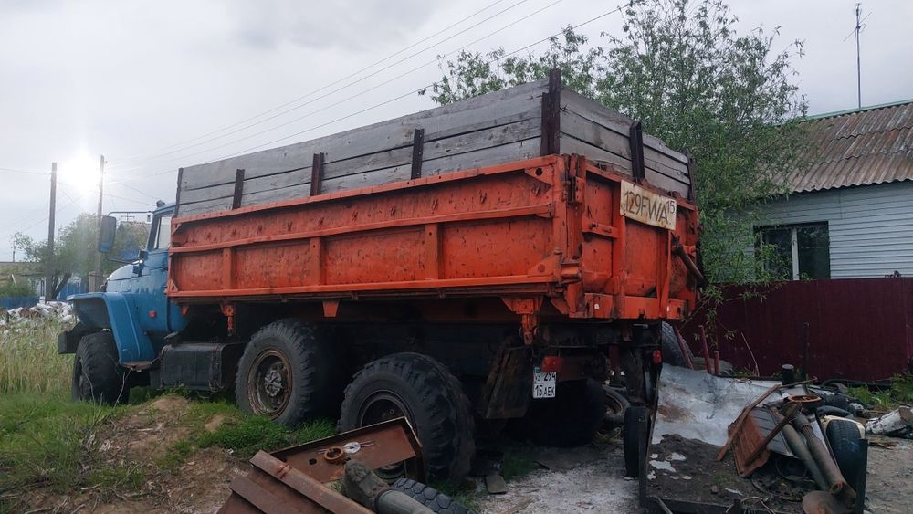 Продам урал 43202 , двс ямз 238,