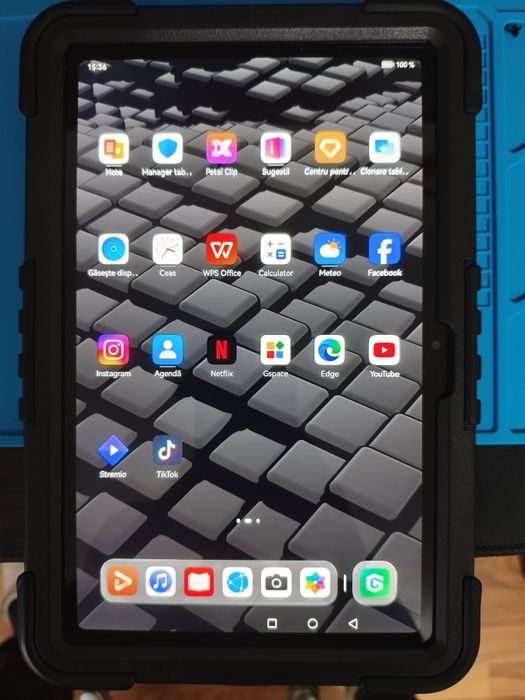 Vând tabletă Huawei MatePad Se.