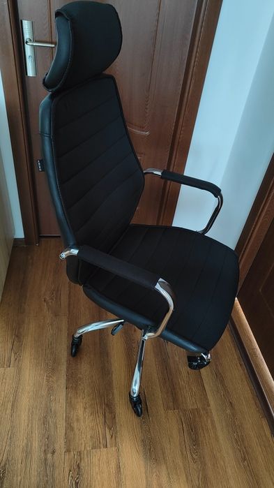 Scaun de birou ergonomic Kring cu roti silicon