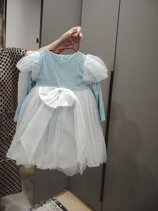 Продам платья для девочки