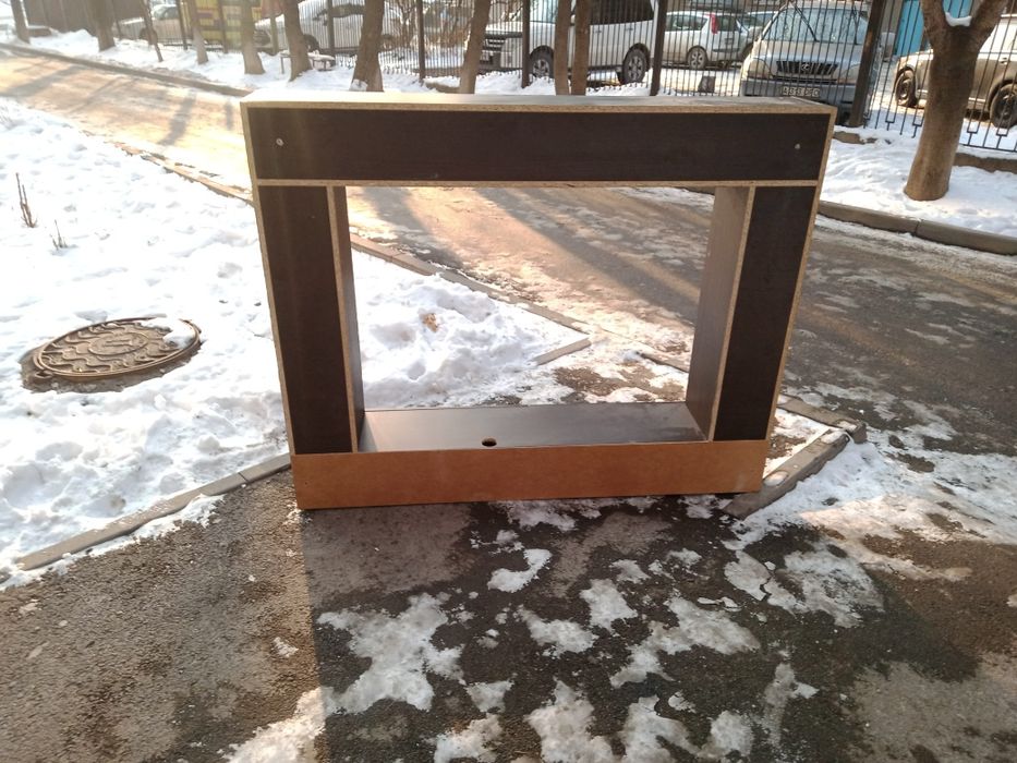 Полка для телевизора