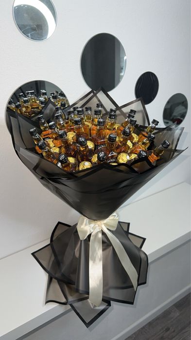 Buchete de trandafiri din satin