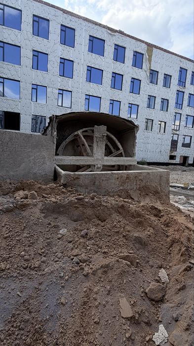 Штукатурная станция  в хорошем состоянии,