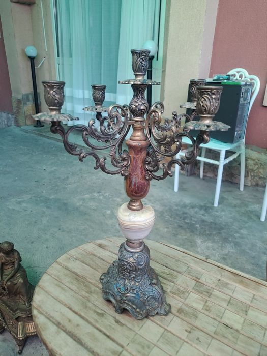 Sfesnic antic decorativ