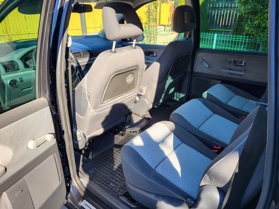 Cazare VW Sharan
