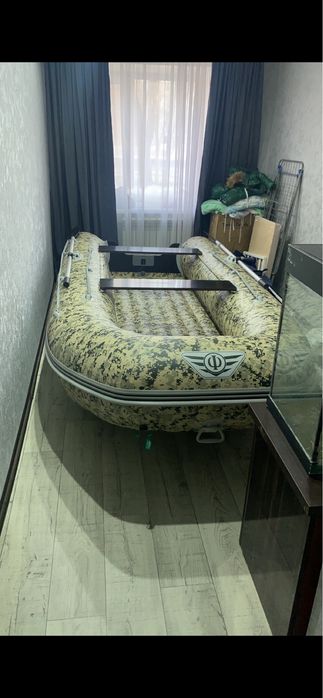 Продам лодку Флагман
