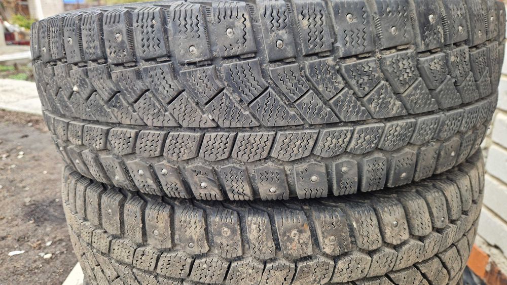 Продам шины 185/65/15