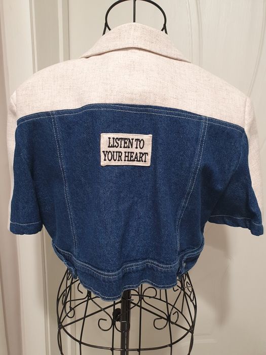 Дамско късо сако бежаво и  деним