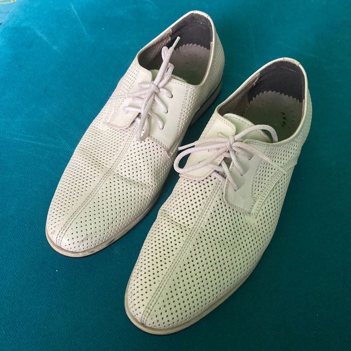 Продам летние туфли 38 размер