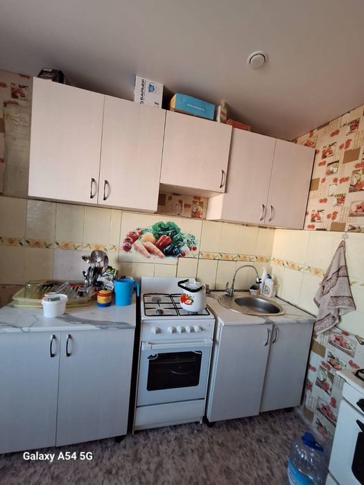 Продам трехкомнатную квартиру