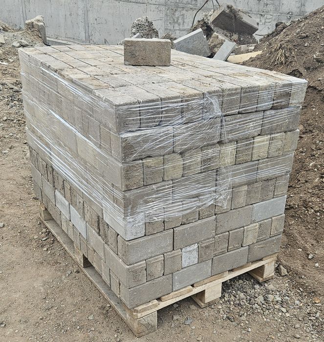 Брусчатка б/у серого цвета