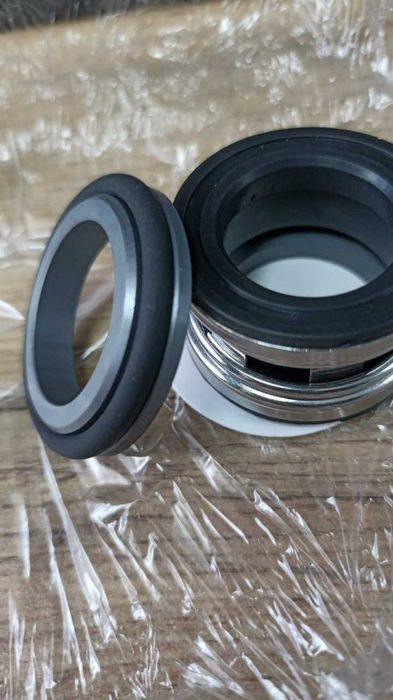 Торцевые уплотнения для насосов, диспергаторов, реакторов.