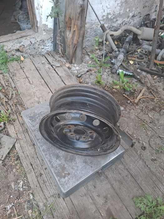 Продам диски на тойота