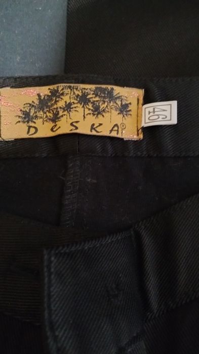 Продавам два дамски панталона